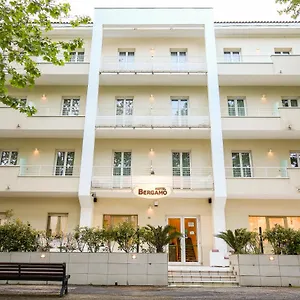 https://hotel-bergamo.riccione-hotels.org