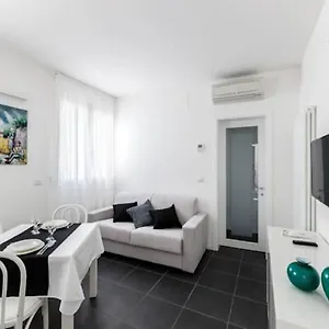 https://residence-giardino-riccione.riccione-hotels.org