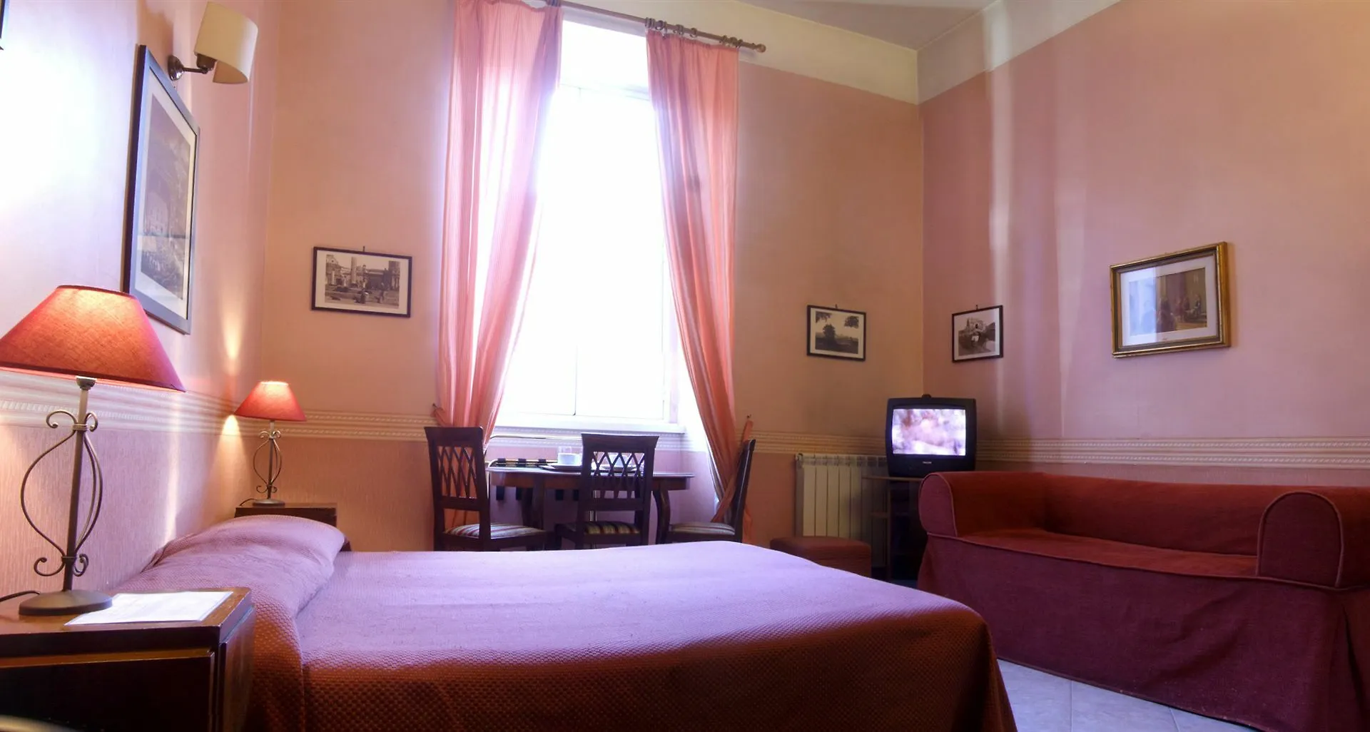 Welcome House Roma 3*,  İtalya